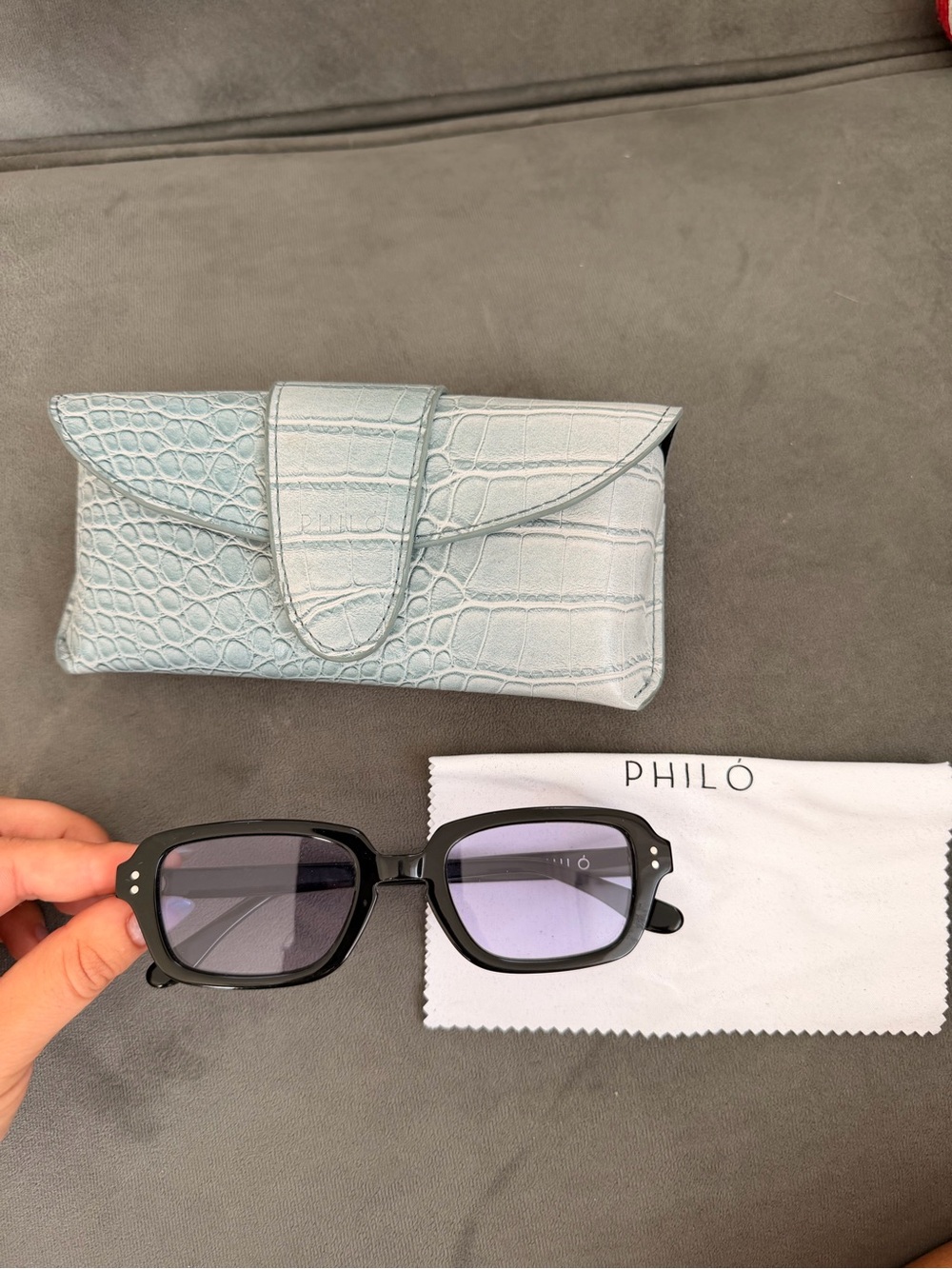 Philo Hugo Black Rectangle Sunglasses with Purple Lenses
